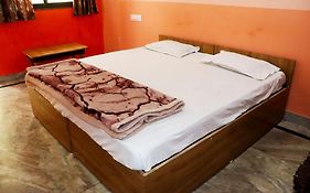 Hotel Nandi Palace